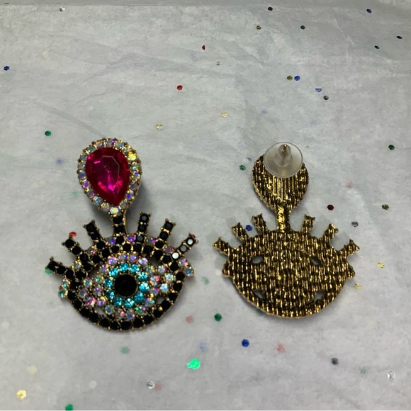 Evil Eye Fun & Funky Post Earrings..Tons of Sparkle - Picture 3 of 4